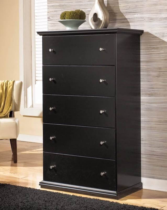 Maribel Room chest with 5 Drawers