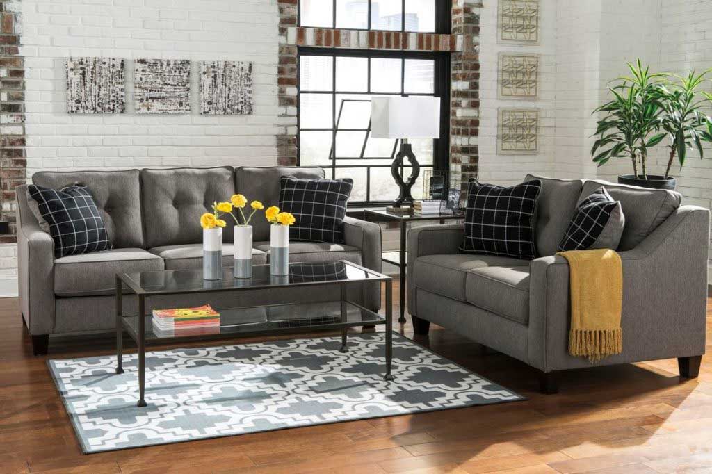 Living Room set for lease